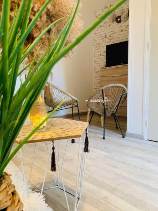 Maisonette Avec Jardin Évreux Buitenkant foto